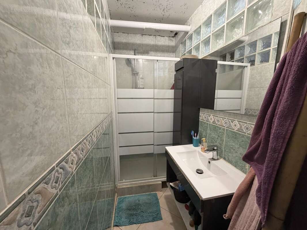 Appartement à SAINT-MAUR-DES-FOSSES