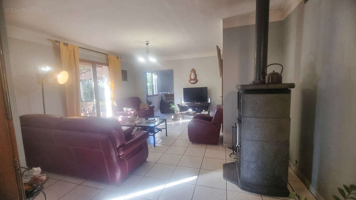 Maison à LA FARLEDE