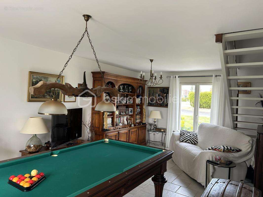 Maison spacieuse et lumineuse de 145m² avec terrasse agréable - photo 6