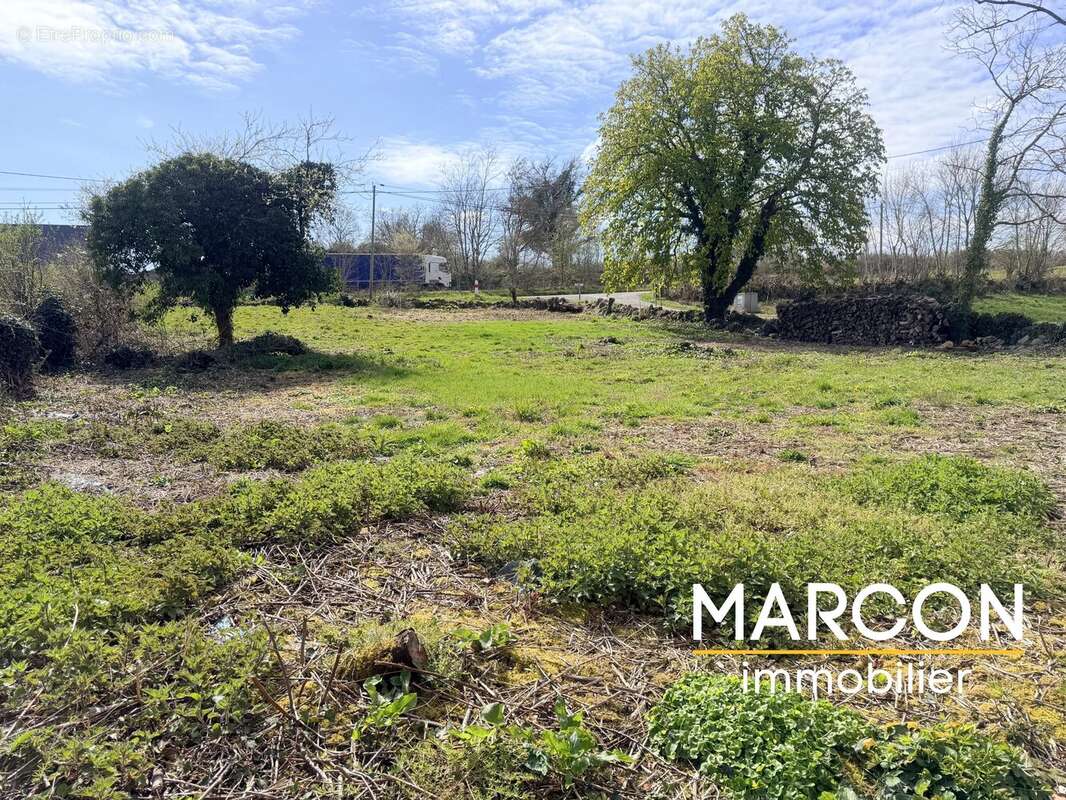 Maison à SAINTE-FEYRE