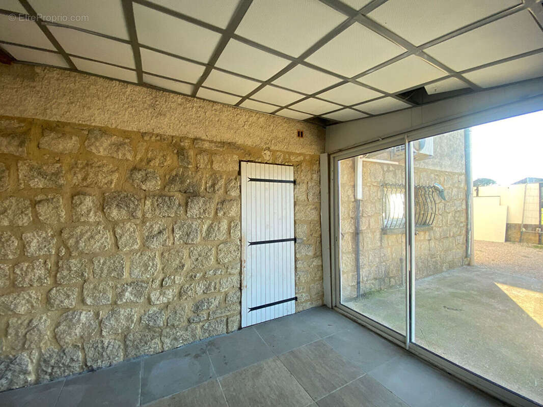 Maison à ROQUEMAURE