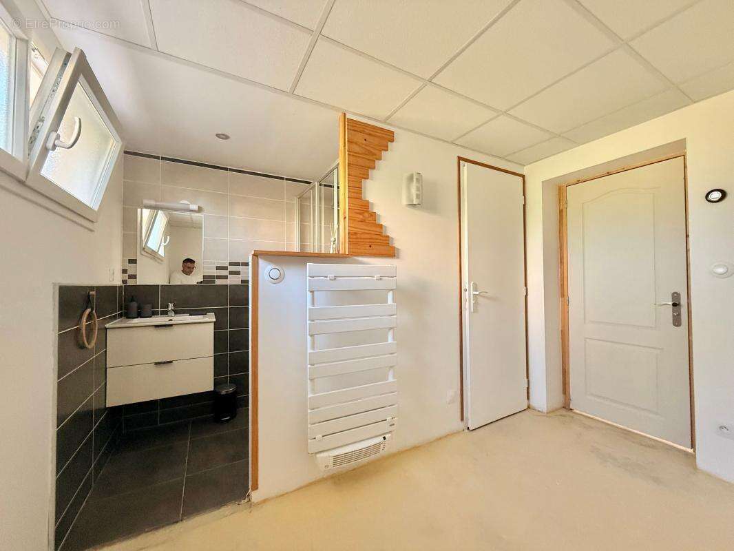 Maison sur sous sol complet, 4 chambres, terrain 914m2 - photo 14