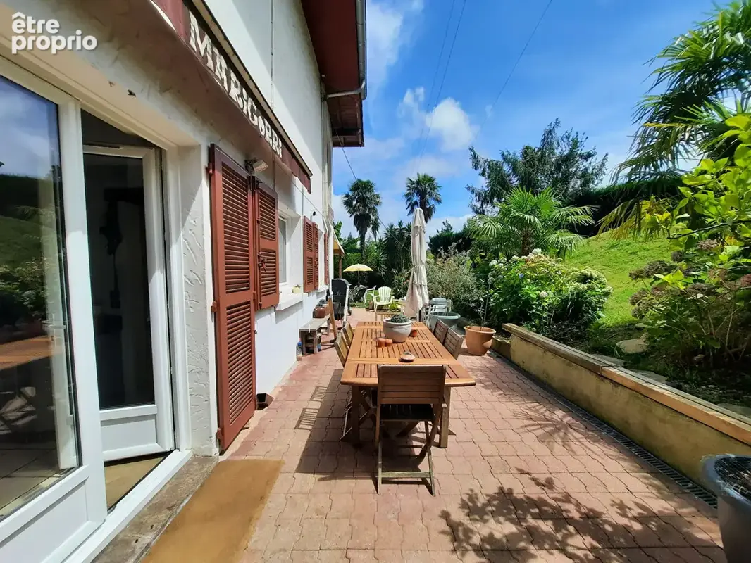 Appartement Urrugne 4 pièce(s) 111.62 m2 - photo 2