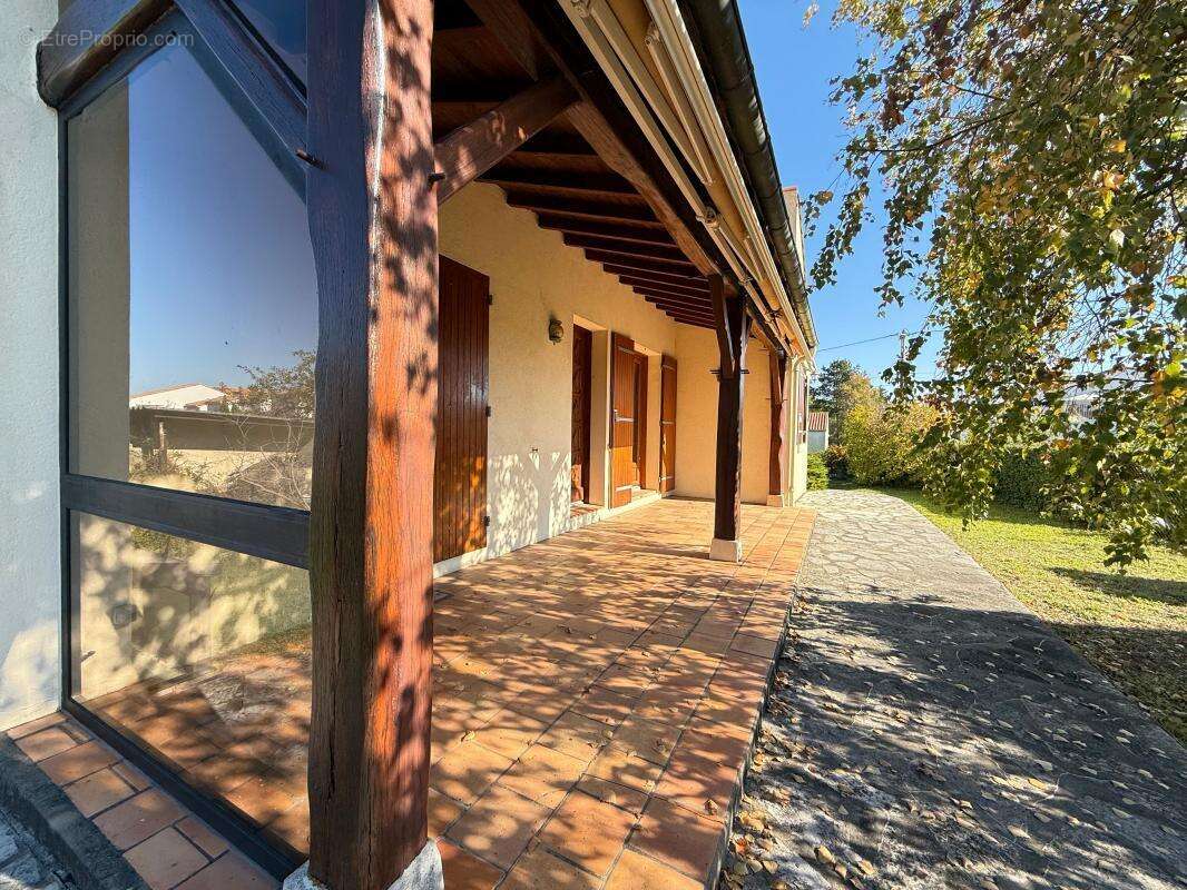 Maison à VAUX-SUR-MER