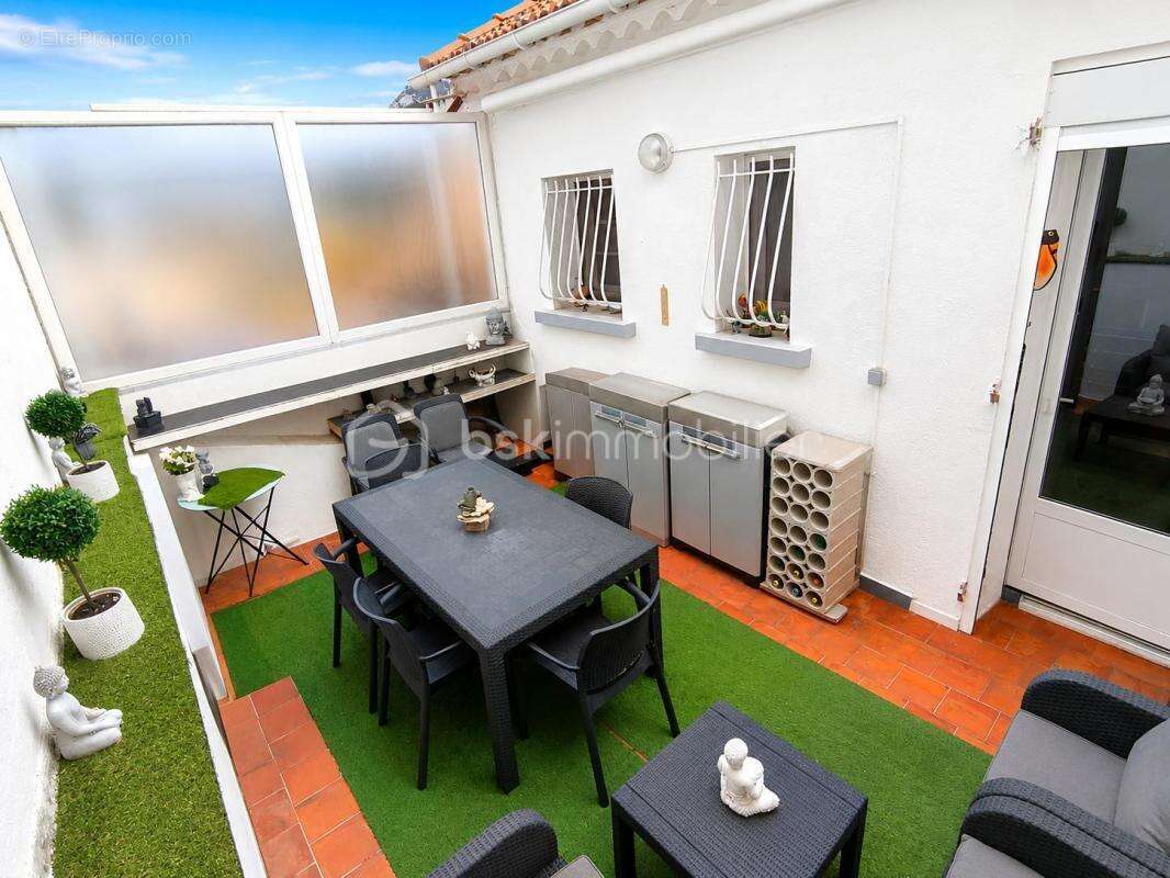 À vendre – maison familiale évolutive 130,50 m² – 4 chambres – 2 logements (t3 + t3) – jardin – terrasses – garage – toulon oues - photo 5