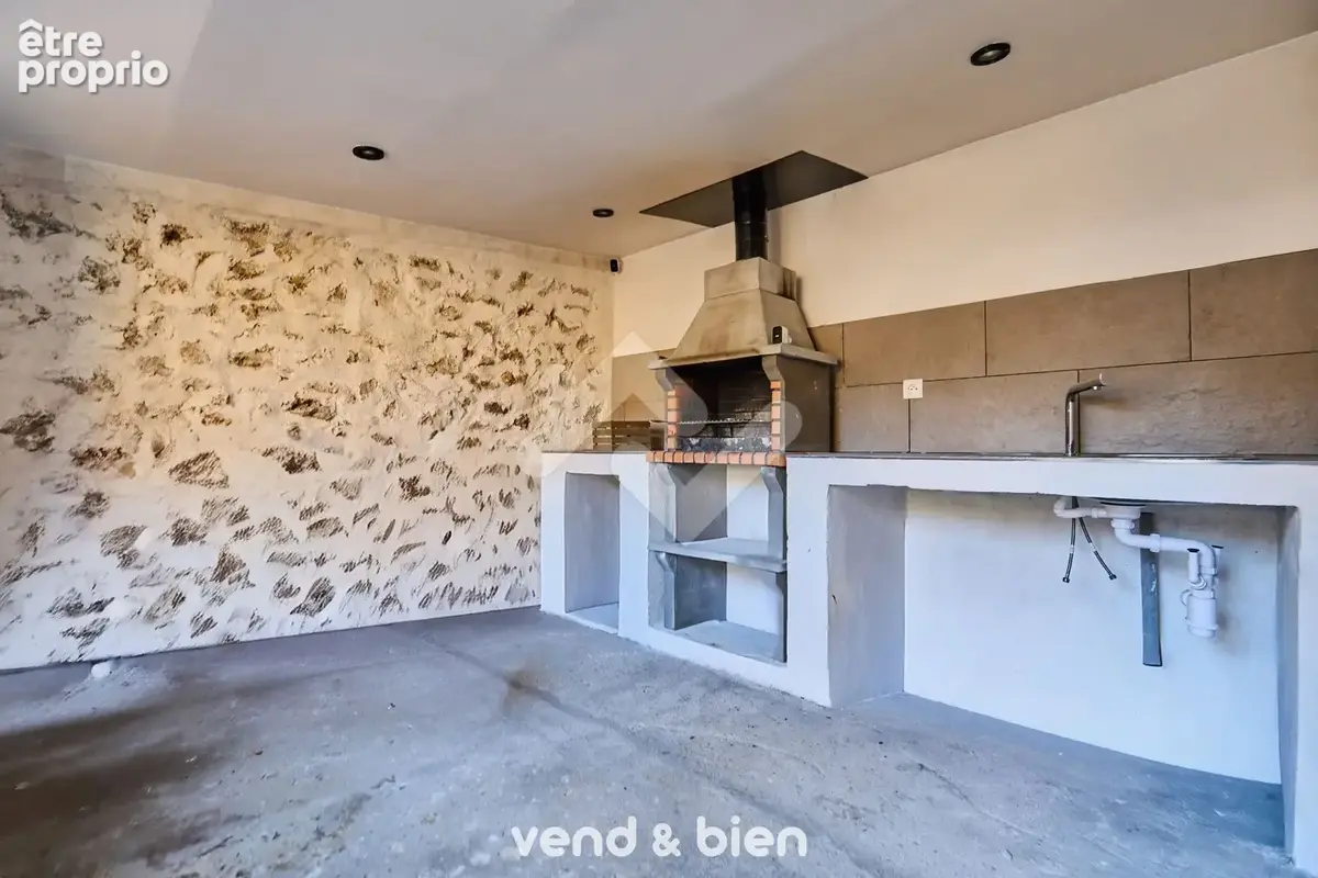 Maison T4 Saint Martin D'ablois - photo 13