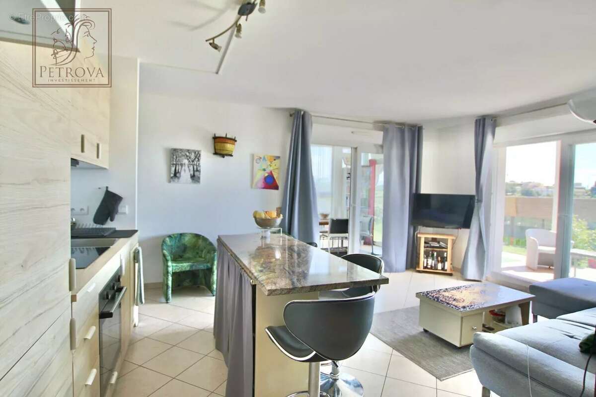 Appartement à LA GAUDE