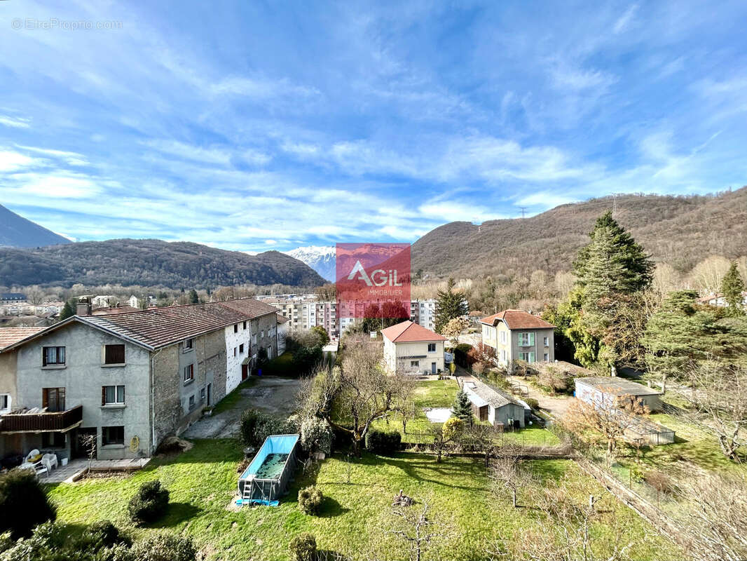 Appartement à VIZILLE