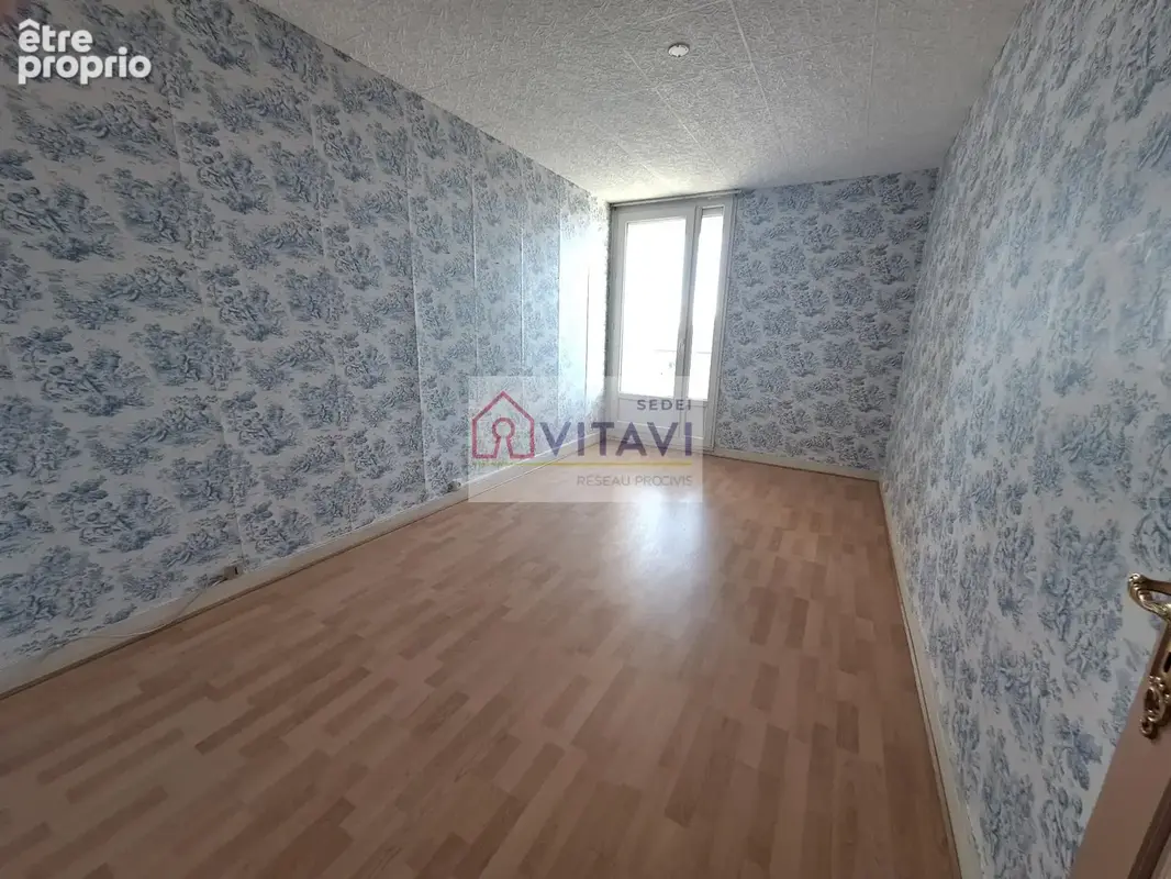 Appartement  avec 2 balcons, dressing et cave - photo 7