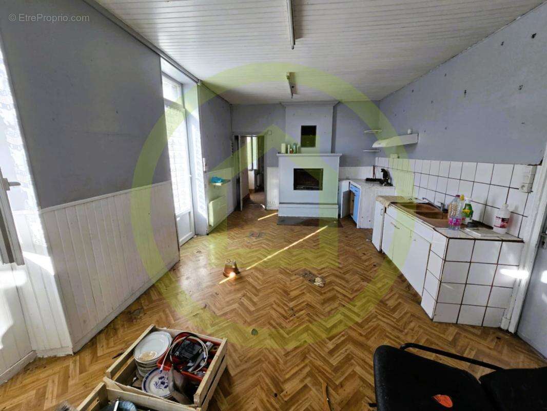 Maison 90 m² à Mosnac  - photo 6