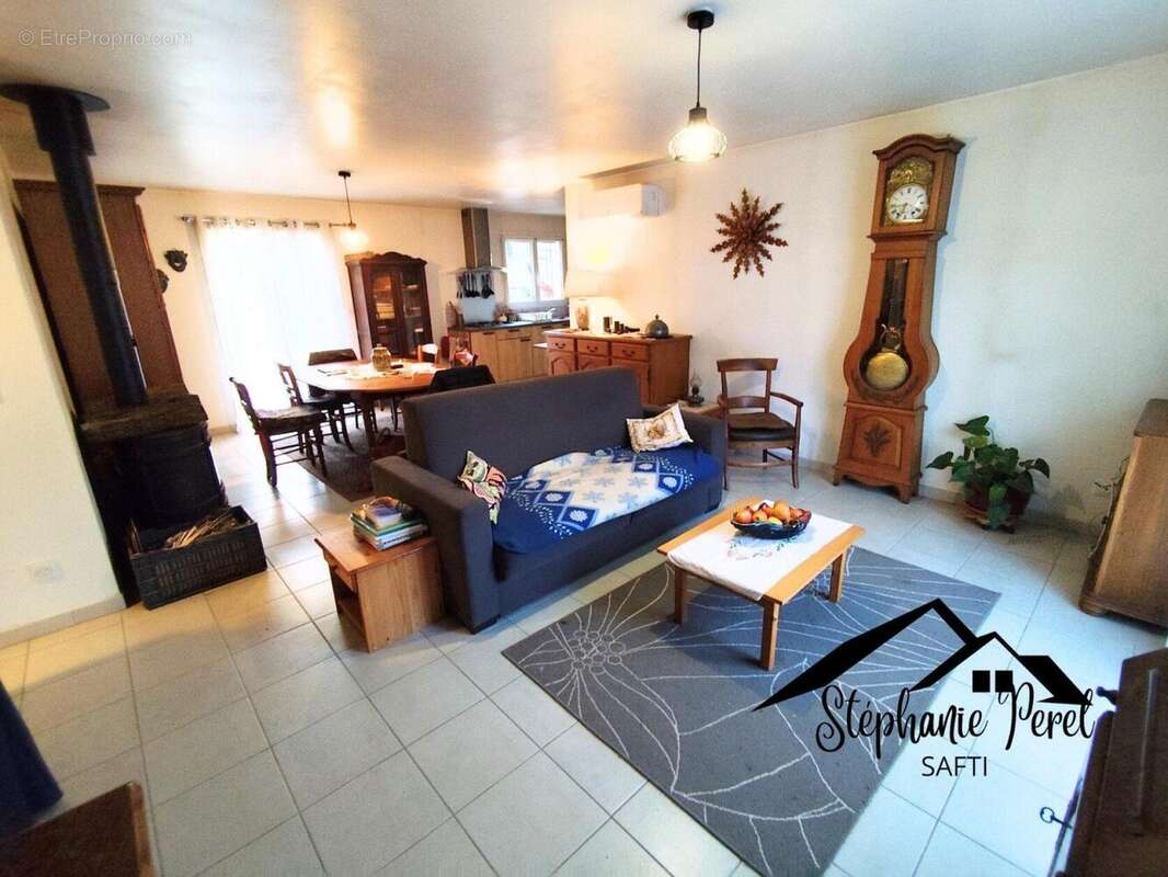 Photo 5 - Maison à PEYRELEVADE