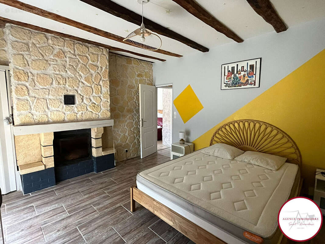 Maison à SAINT-PIERRE-LES-ETIEUX