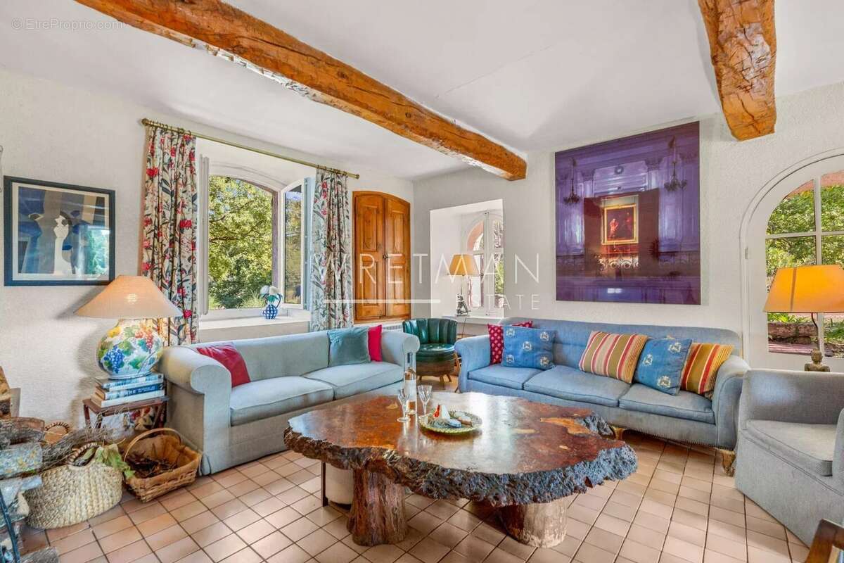 Maison à LE CANNET-DES-MAURES