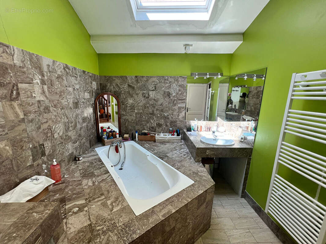 Appartement - Béziers - 3 pièces - 152.22 m² - photo 6