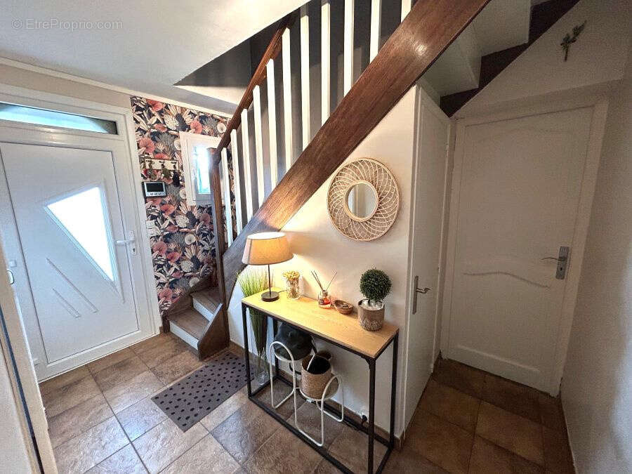 Maison à LECELLES