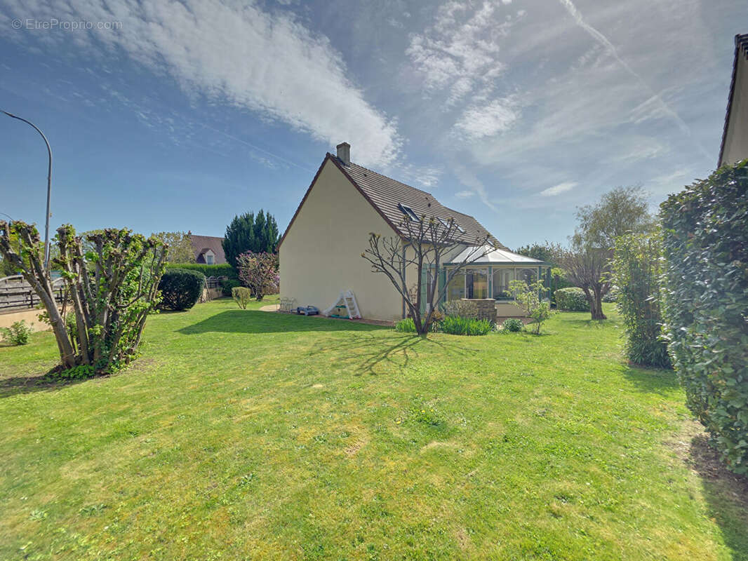 Maison à GALLARDON