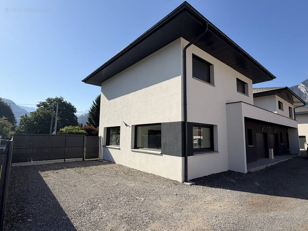 Maison à SCIONZIER