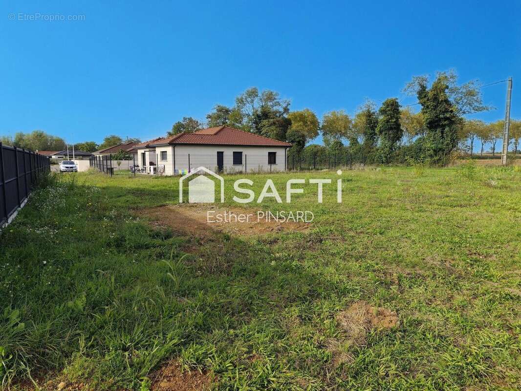 Photo 3 - Terrain à LEYMENT