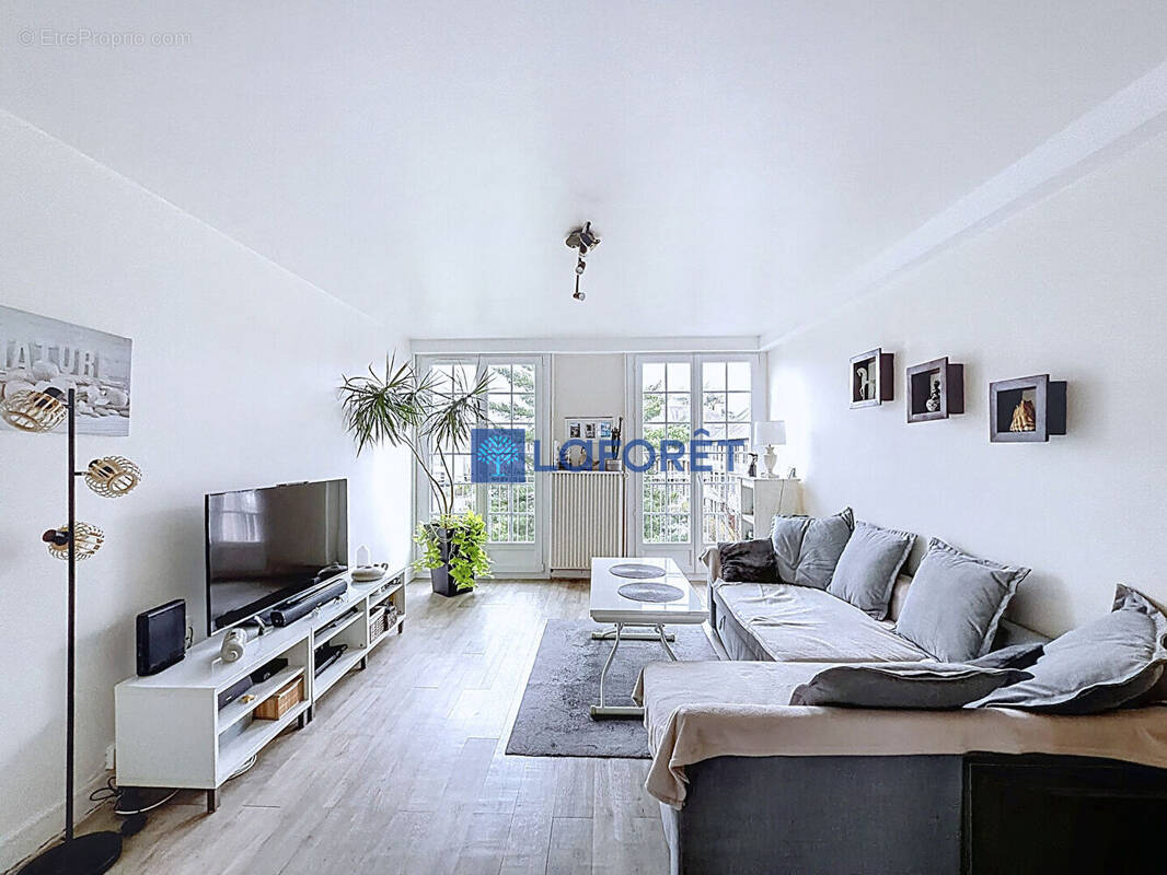 Appartement à SAVIGNY-SUR-ORGE