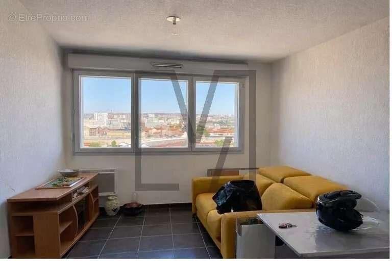 Appartement à MARSEILLE-3E