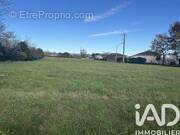 Photo 1 - Terrain à BARRY-D'ISLEMADE