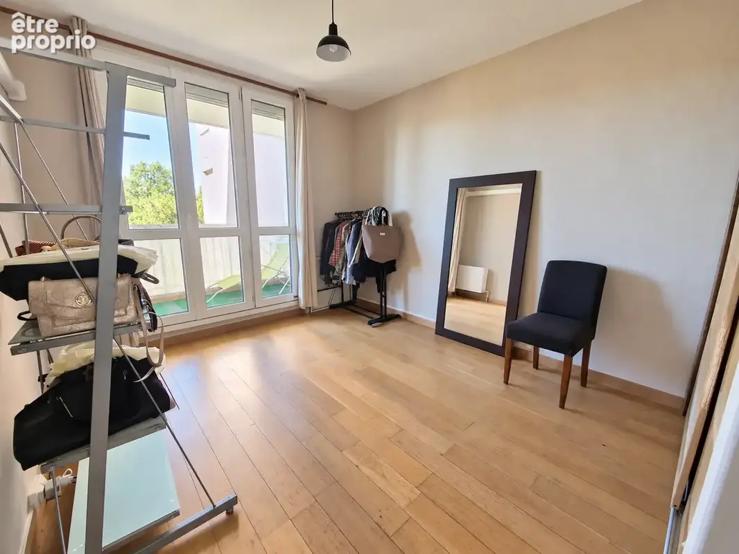 Valence sud - appartement 5 pièces de 93 m2 avec garage et cave. - photo 9