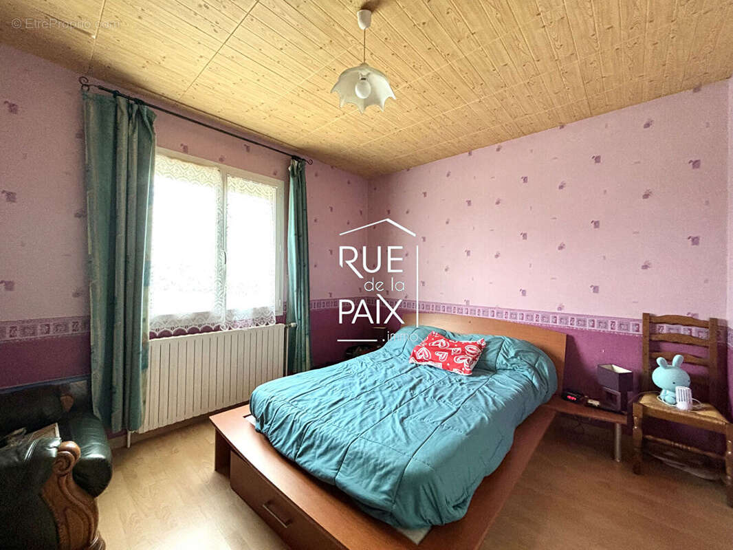 Maison à CHATILLON-SUR-THOUET