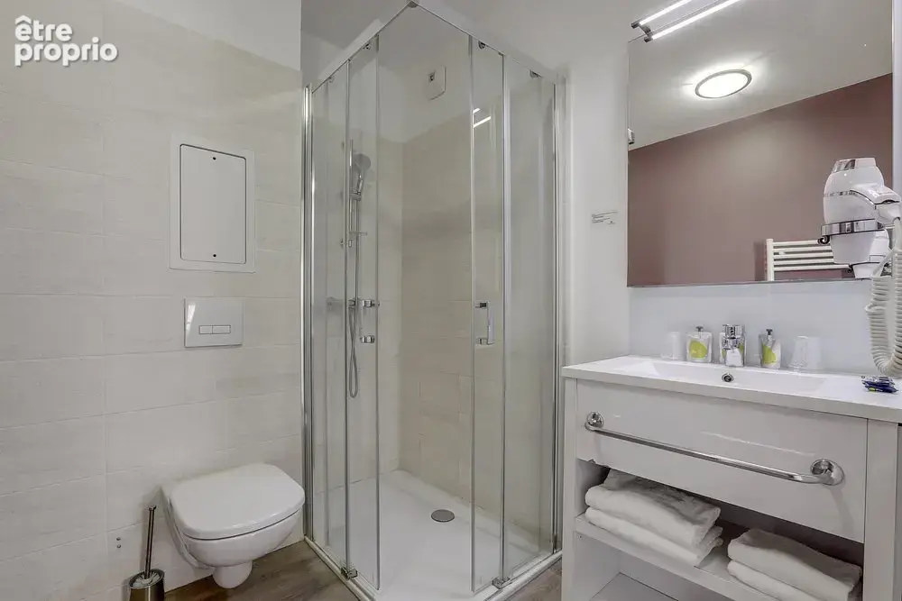 INVESTISSEMENT LOCATIF  CHOISY LE ROI  Résidence  All Suites Appart Hôtel - 5,73 % de rentabilité - photo 6