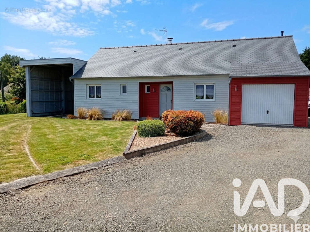 Photo 2 - Maison à PLEUCADEUC