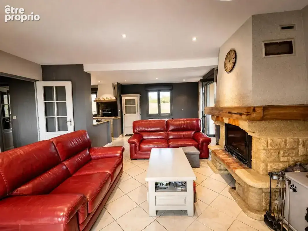 Maison de 5 pièces de 108 m² à Amfreville-sur-Iton - photo 3