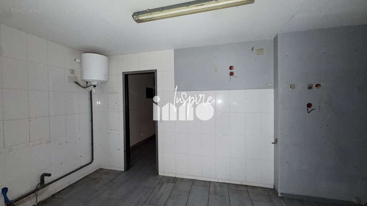 Commerce 65 m² à Tourcoing  - photo 4