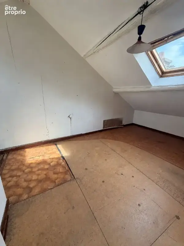 Appartement à rénover - un beau potentiel rue mon désert, nancy - photo 7