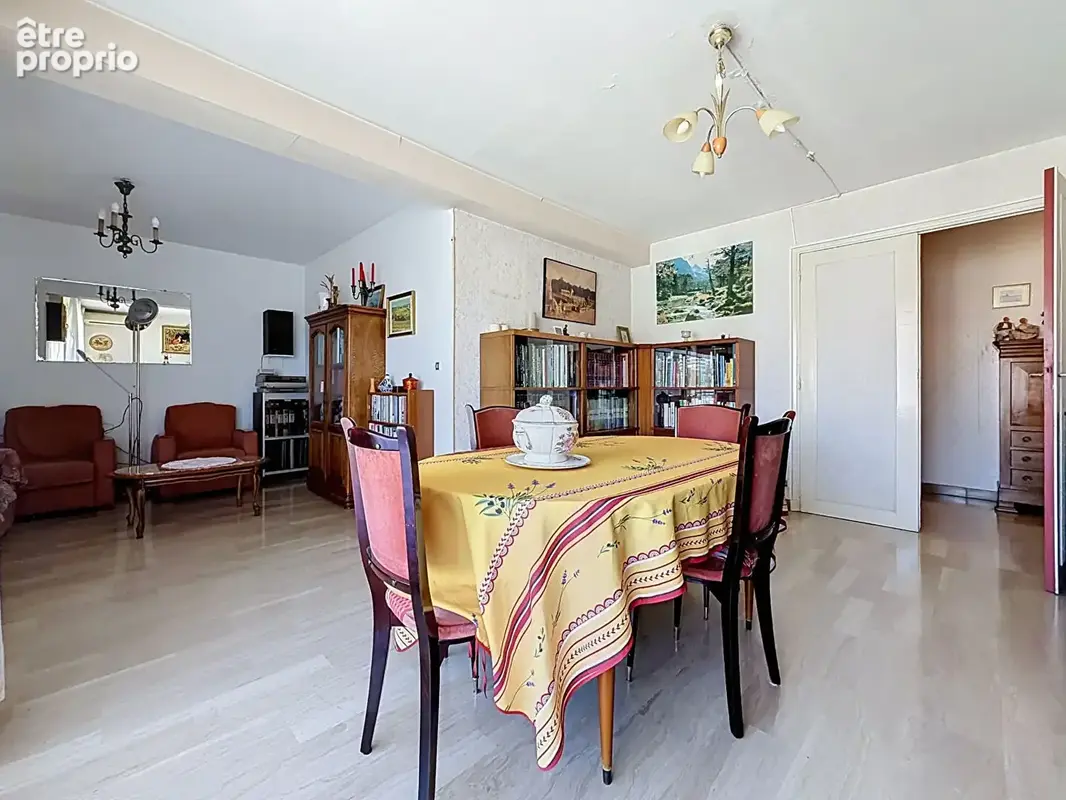 Appartement Marseille  T3/4  avec balcon Chartreux - photo 5