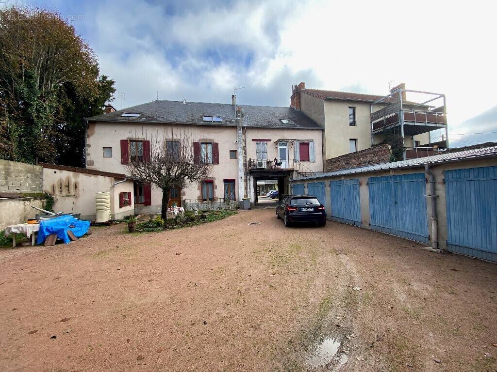 Appartement à LAPALISSE