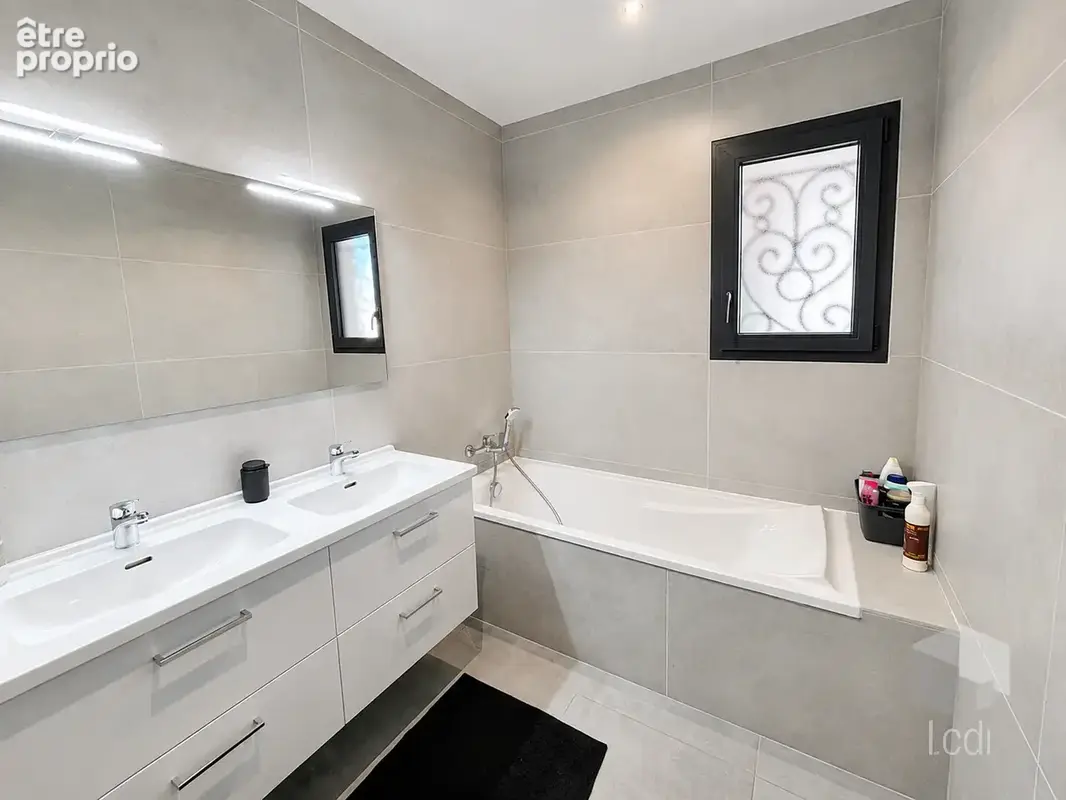 MONTÉLIMAR, maison plain pied de 109 m2 - photo 10