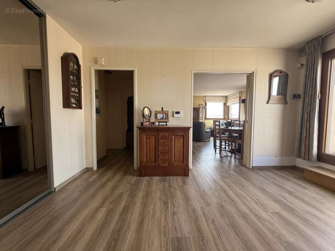 Appartement à CHELLES