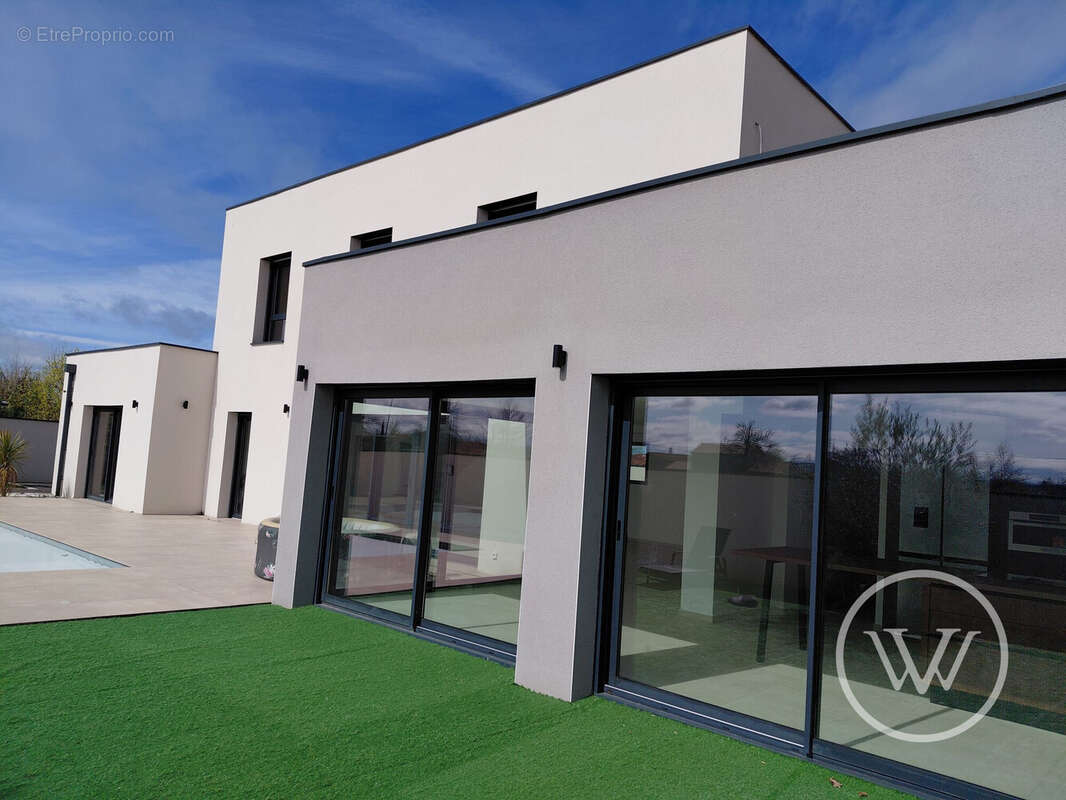 Maison à ANDREZIEUX-BOUTHEON