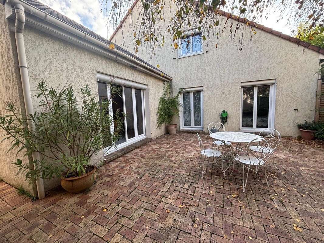 Maison à NOISY-LE-GRAND