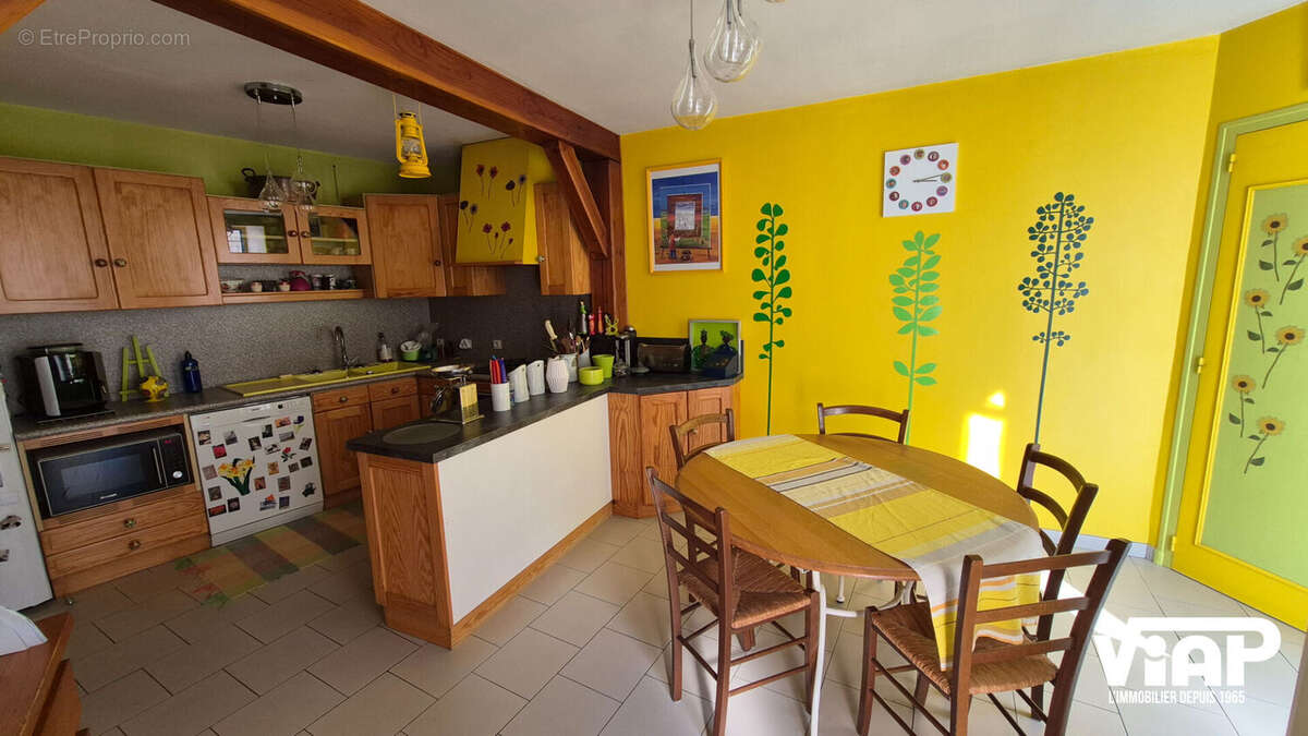 Maison à EXIDEUIL