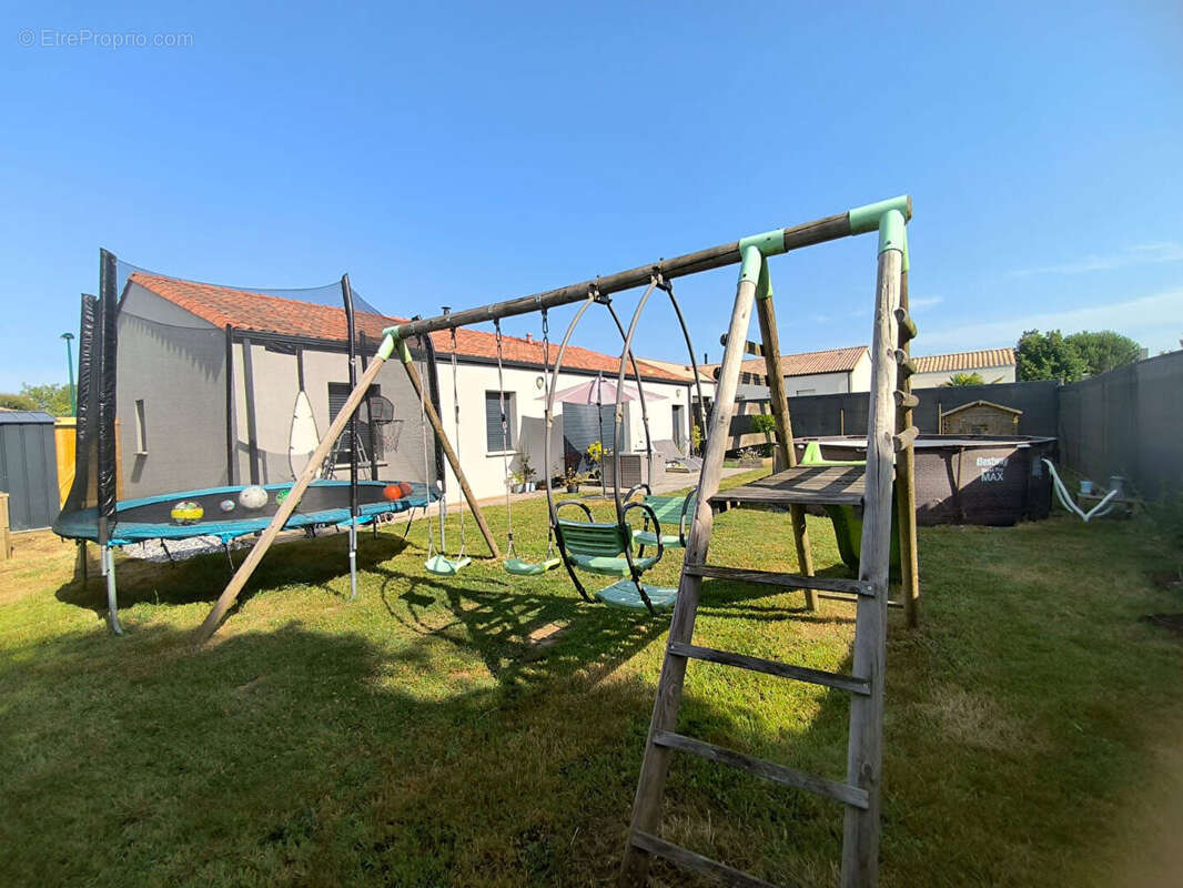 Maison à SAINTE-FLAIVE-DES-LOUPS