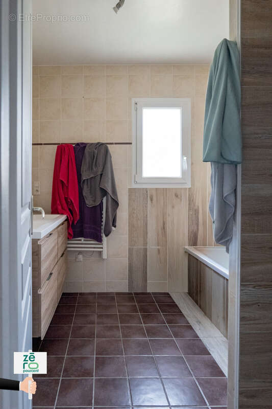 Maison à LE BERNARD