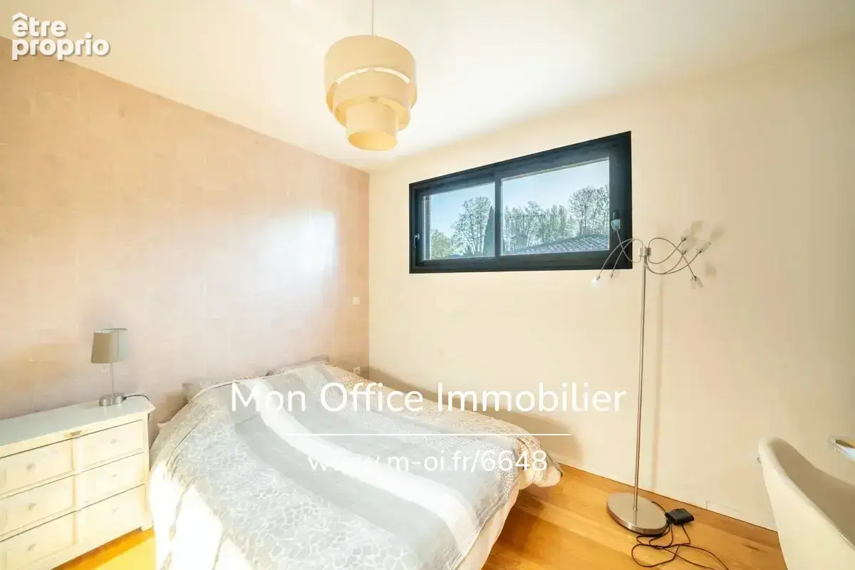 Référence : 6648-YAN - Villa contemporaine - 4 pièces - piscine - garage - photo 11