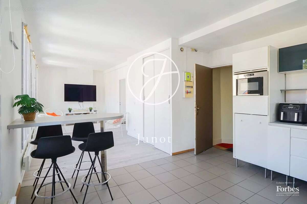 Maison à BOULOGNE-BILLANCOURT
