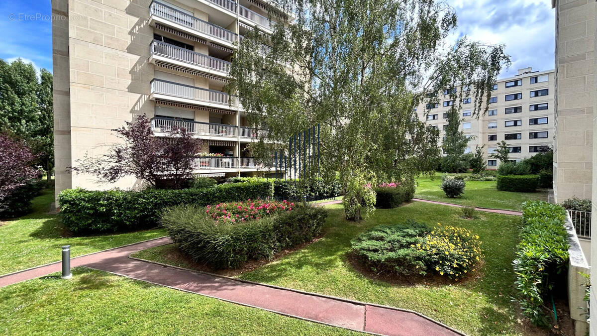 Appartement à RUEIL-MALMAISON