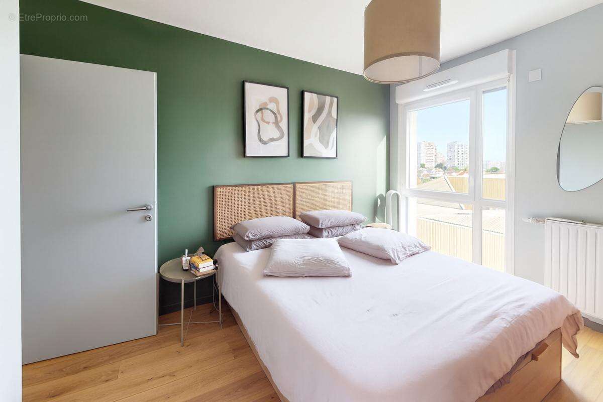 Appartement à COLOMBES