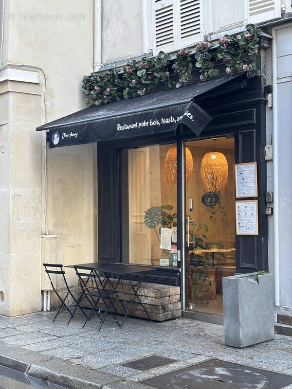 Commerce à PARIS-3E