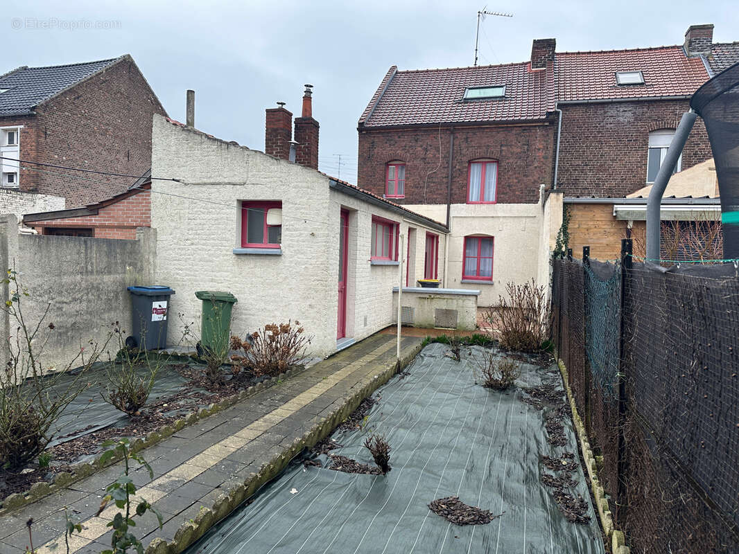 Maison à SIN-LE-NOBLE