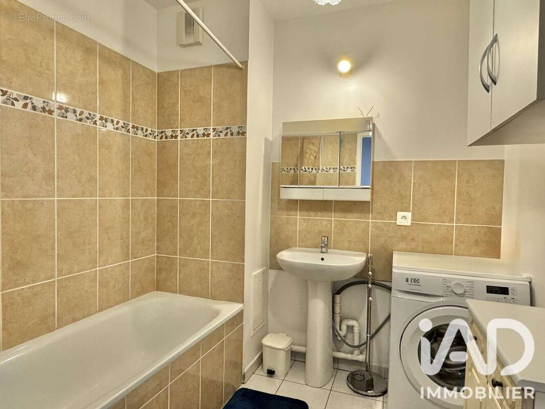 Photo 8 - Appartement à SAINT-GERMAIN-LES-CORBEIL
