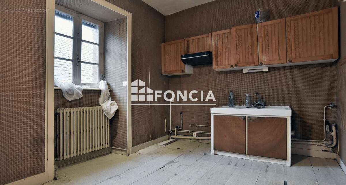 Maison à DOL-DE-BRETAGNE