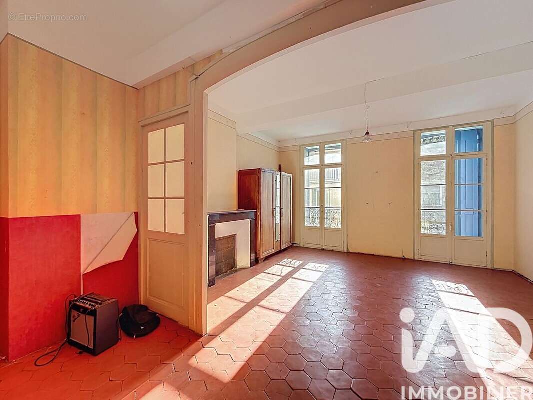Maison 130 m² à Corbere-Les-Cabanes  - photo 2